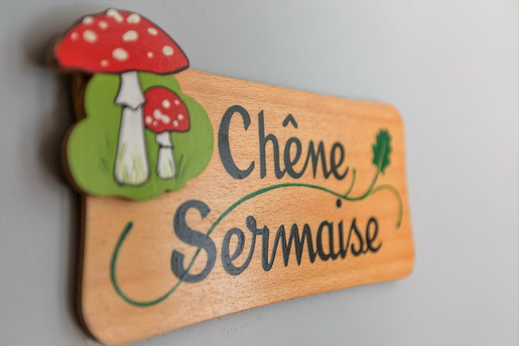 Auberge Du Cheval Blanc Beaumont-Pied-de-Boeuf  Kültér fotó