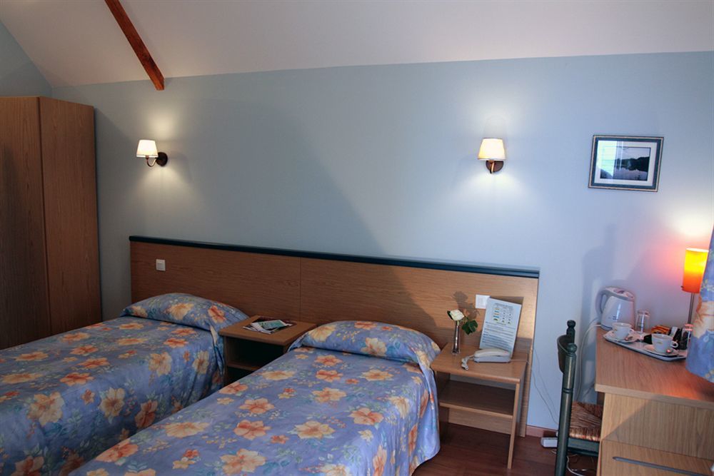 Auberge Du Cheval Blanc Beaumont-Pied-de-Boeuf  Kültér fotó